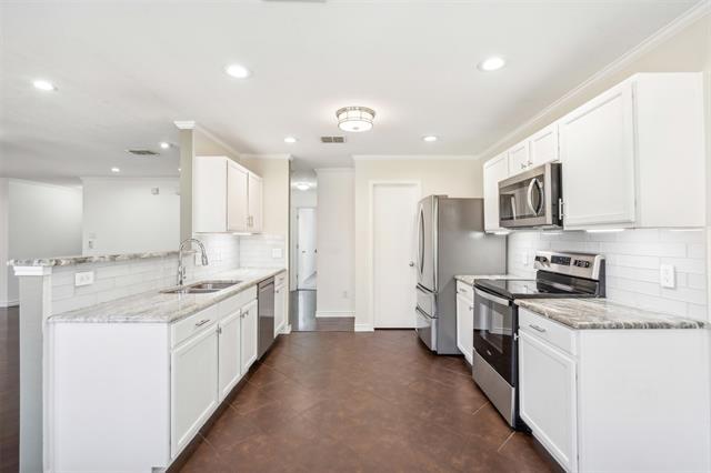 Building Photo - 3804 McClintick Rd