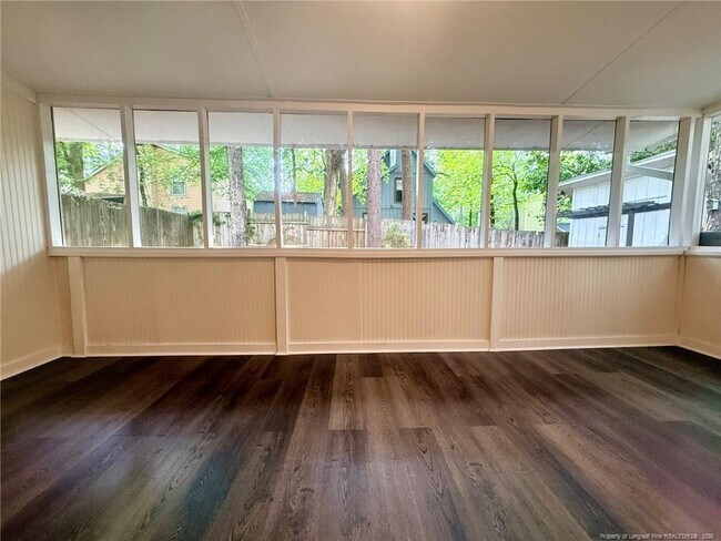 Building Photo - 5761 Waterwood Dr