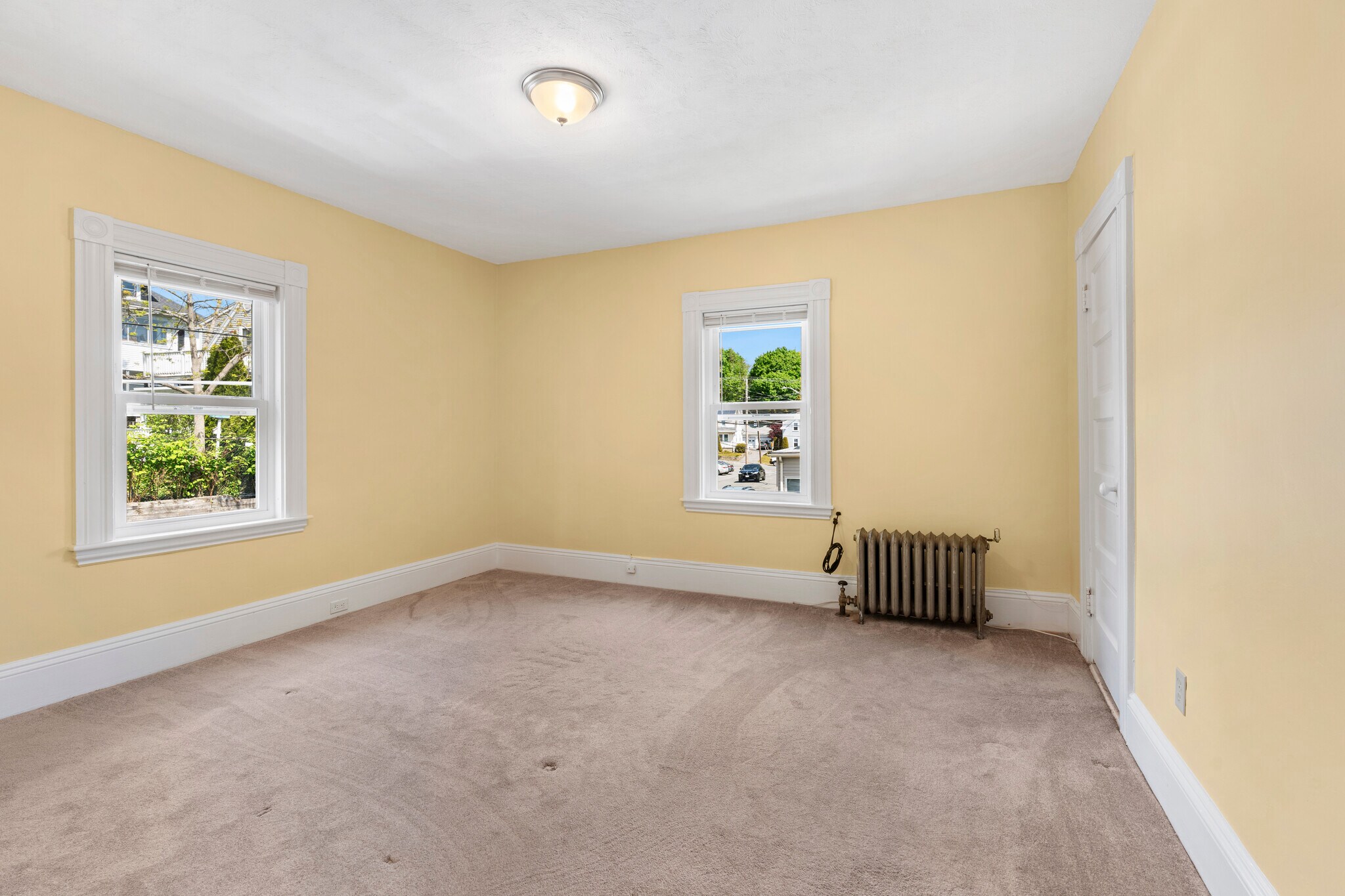 Building Photo - 12 Folger Ave