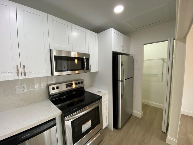 Building Photo - 4170 NW 79th Ave