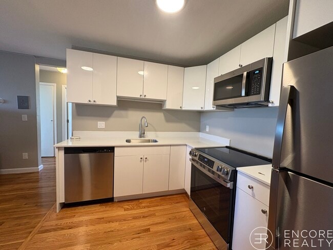 Building Photo - 226 Parker Hill Ave