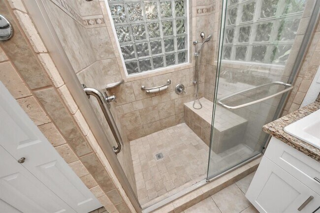 Building Photo - 14623 Cypress Cottage Ct
