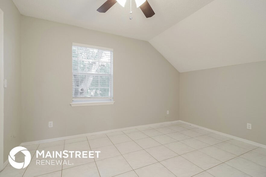 Building Photo - 1534 Brookebridge Dr