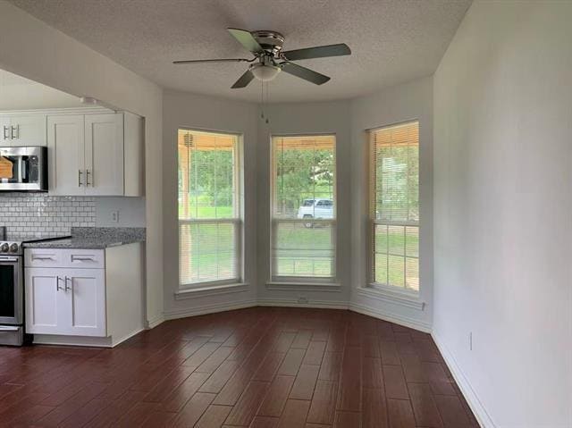 Building Photo - 2994 TX-24