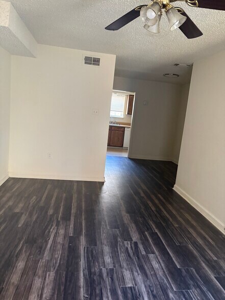 Building Photo - 1672 Brightside Dr