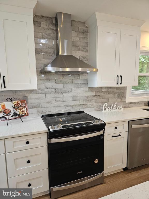 Building Photo - 133 Meadows Rd