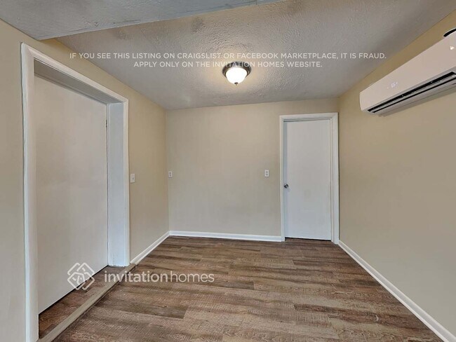 Building Photo - 7944 Stallion Dr