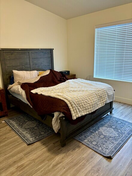 Building Photo - 919 Ironwood Dr