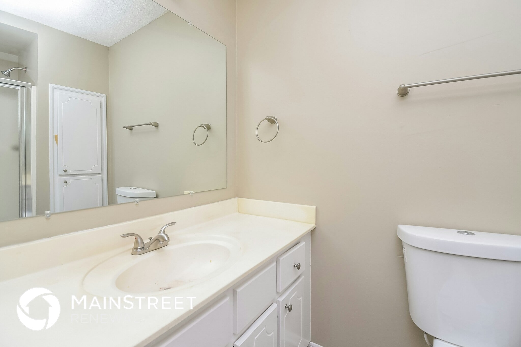 Building Photo - 1004 Delaney Dr