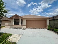 Building Photo - 2911 Woolridge Dr