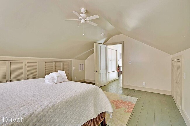 Building Photo - 3 br, 3 bath House - 264 Ashley Avenue B