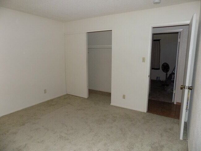Building Photo - 4544 W 18th St