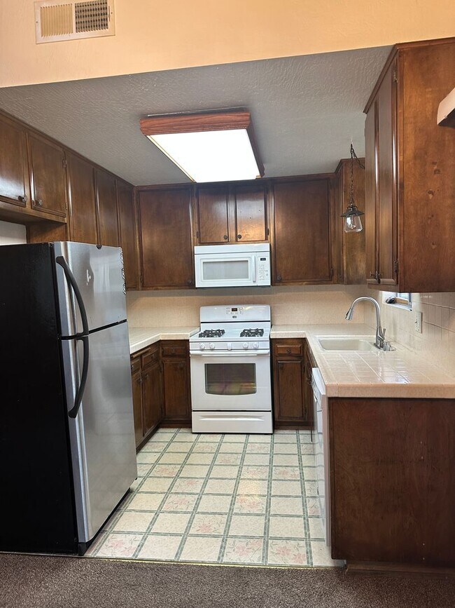 Building Photo - Saint Andrews