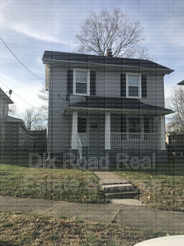Building Photo - 714 Poplar St