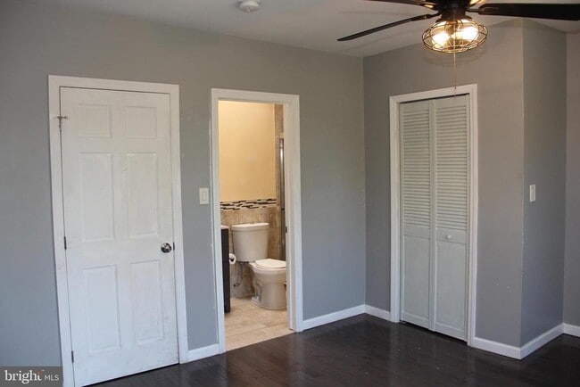 Building Photo - 5063 Whitaker Ave