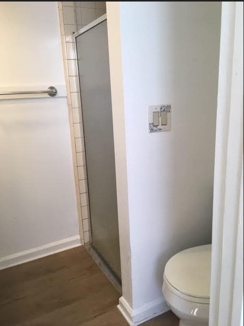 Bathroom - 3226 Montrose Ave