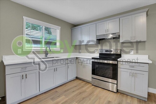 Building Photo - 3037 San Diego Way