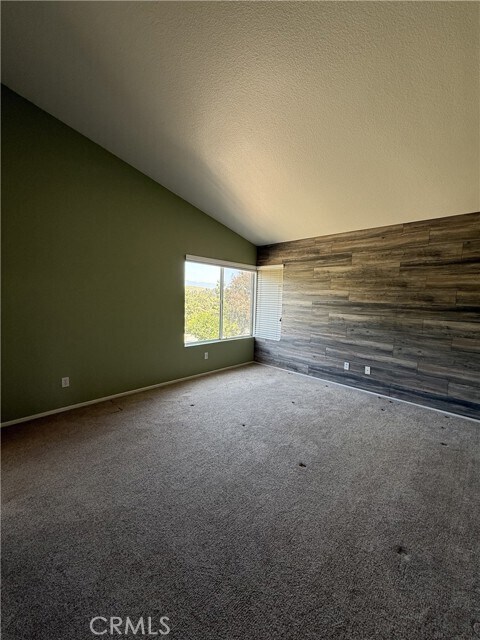 Building Photo - 2400 Cll Bienvenida