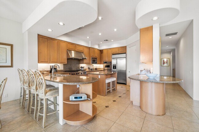 Building Photo - 48474 Vista Palomino