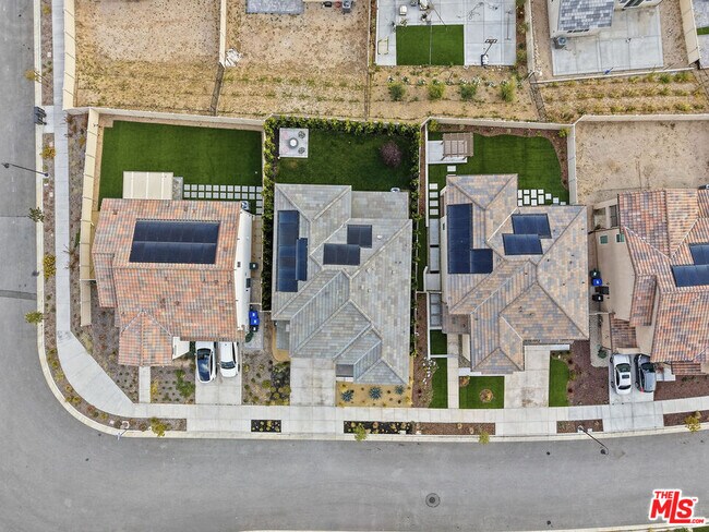 Building Photo - 18114 Outlook Wy