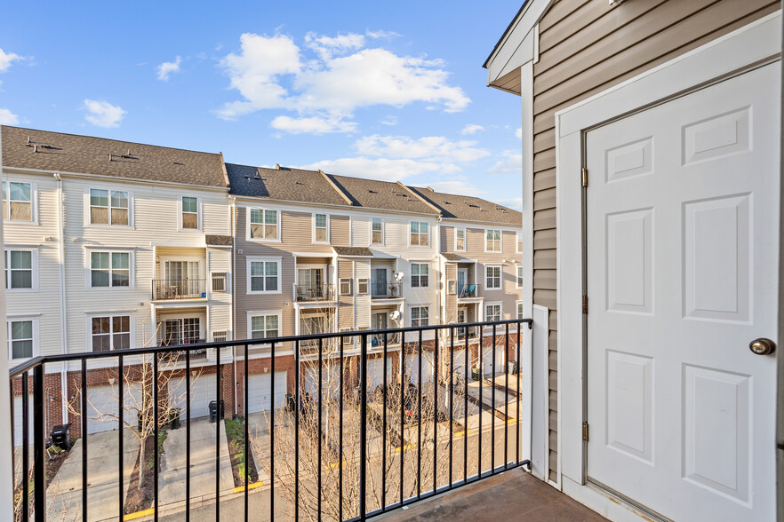 Building Photo - 5530 Capital Gateway Dr