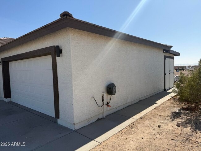 Building Photo - 726 S Johnson Rd