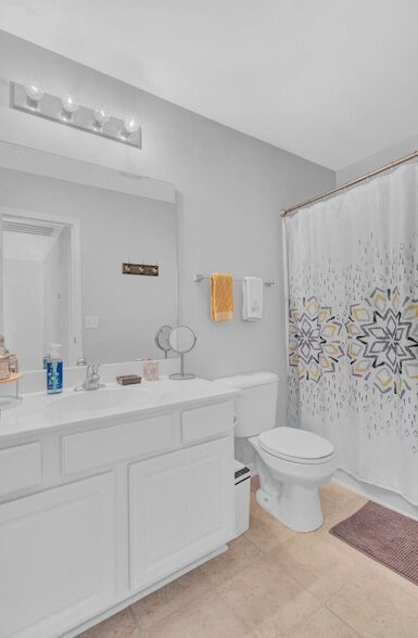 Building Photo - 132 Woodward Rd