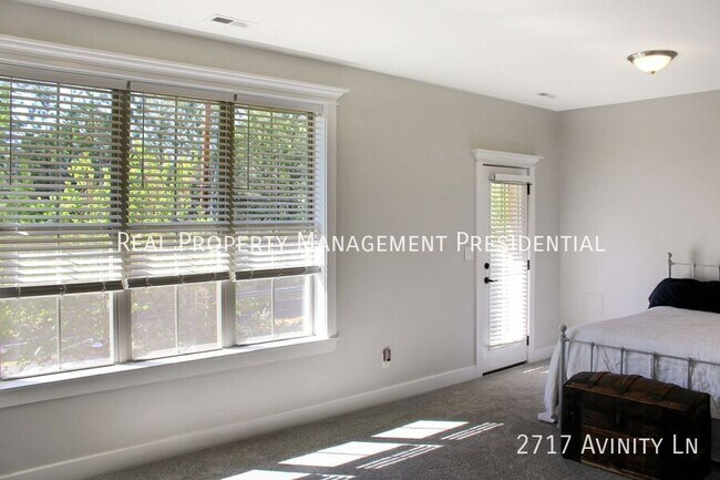 Building Photo - 2717 Avinity Ln