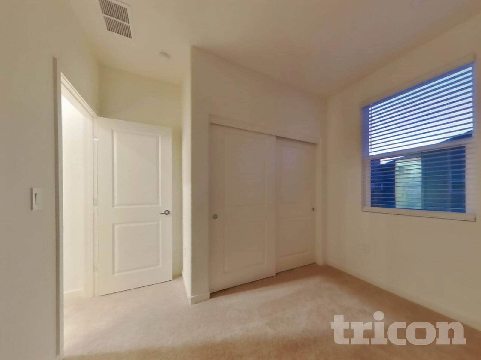 Building Photo - 2050 Delta Vw Ave