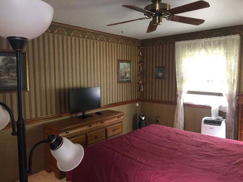 Building Photo - 1606 Daniels Run Rd NE