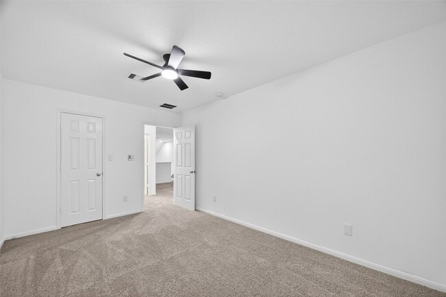 Building Photo - 15807 Sonoma Park Dr