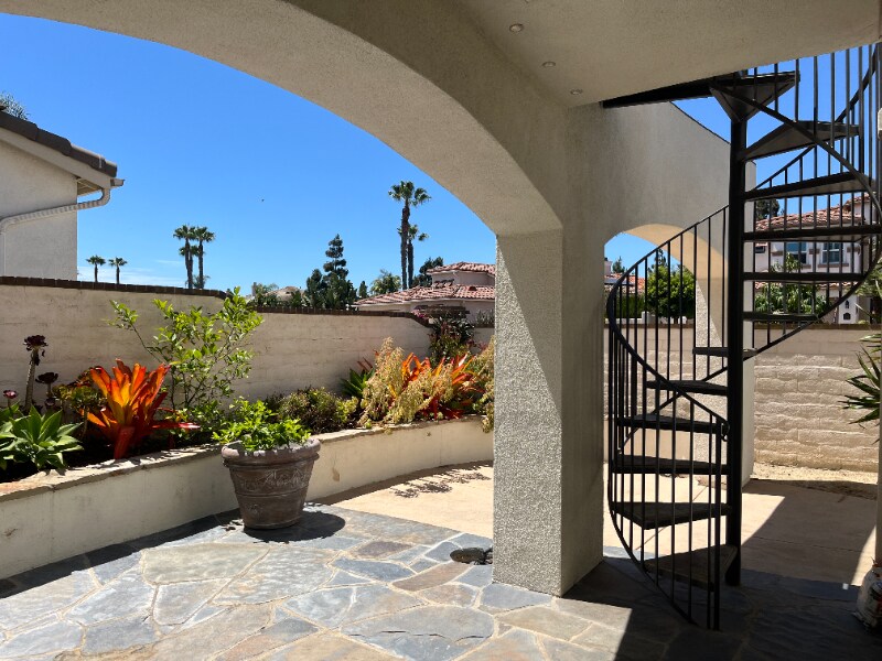 Building Photo - 7437 Magellan St