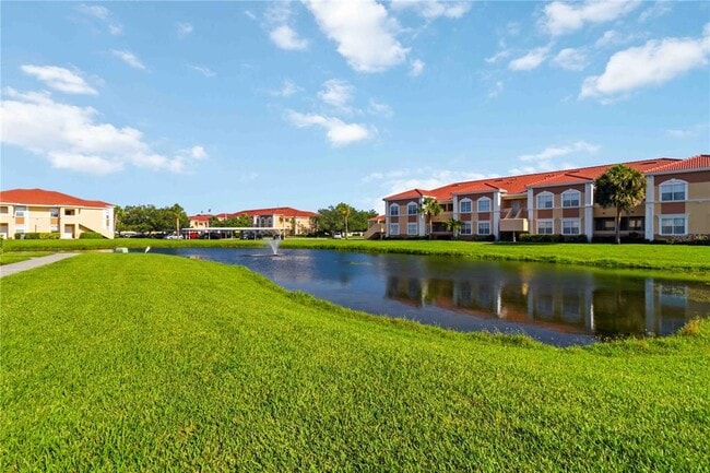Building Photo - 1025 Villagio Cir