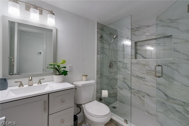 Building Photo - 6500 Estero Blvd