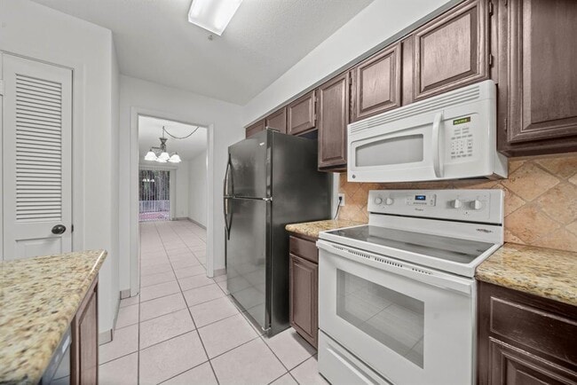 Building Photo - 2344 W Settler's Way