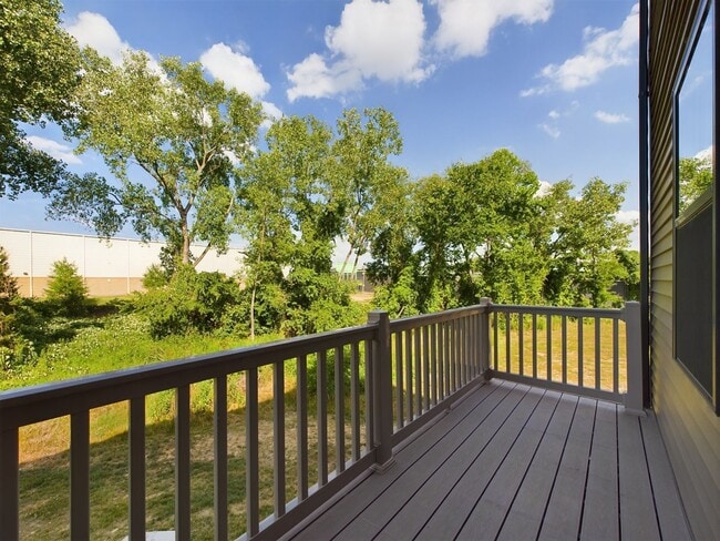 Building Photo - 301 W 20th St