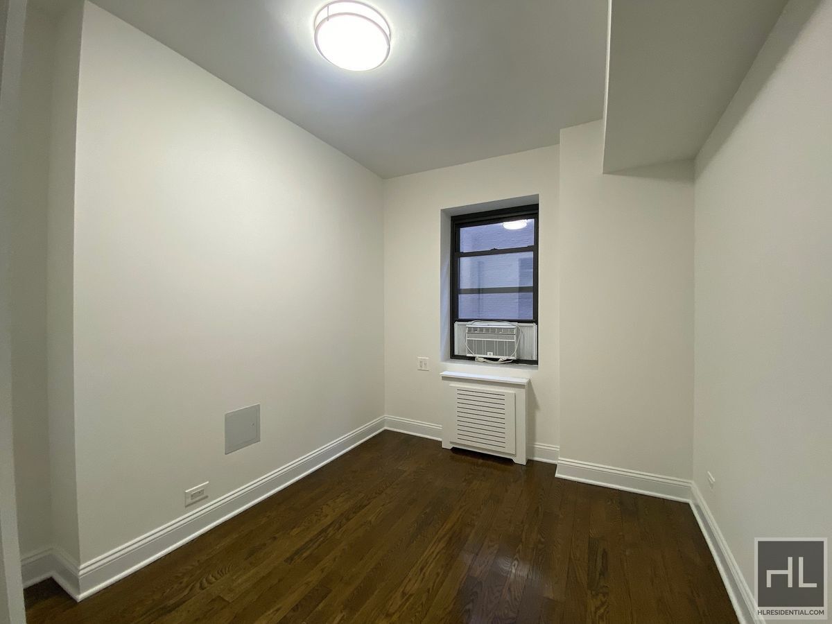 Building Photo - EAST 57 STREET