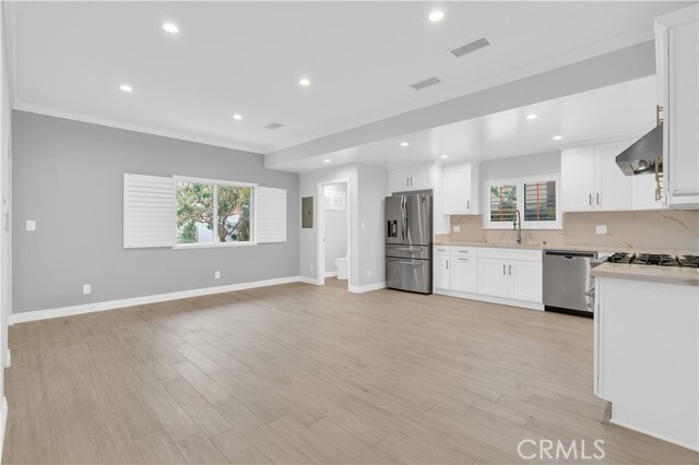 Building Photo - 6335 W 82nd St