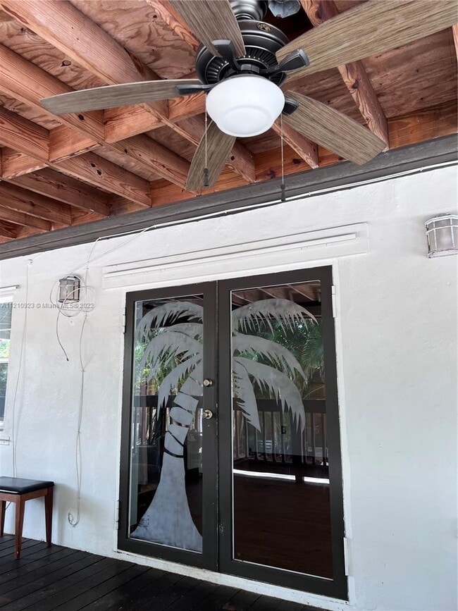 Building Photo - 14731 NE 9th Ave