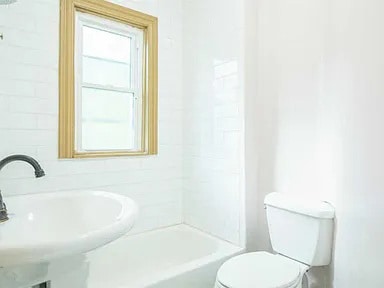 Building Photo - 1232 Carolina Ave