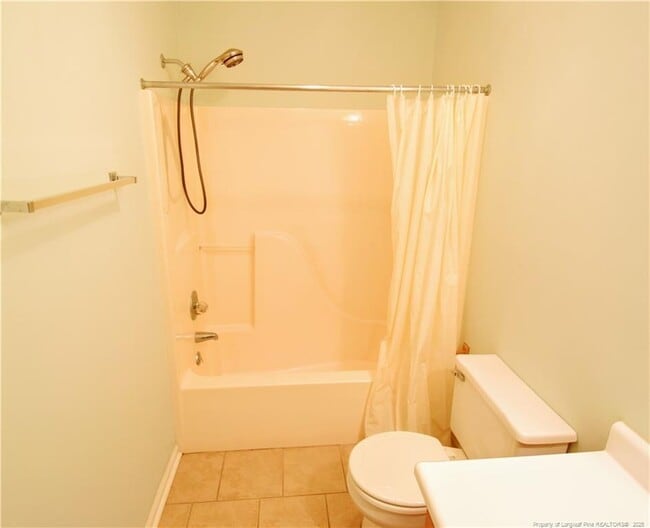 Building Photo - 521 Stone Way Ct