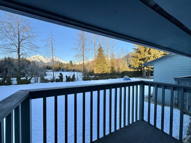 Building Photo - 3264 Mendenhall Loop Rd