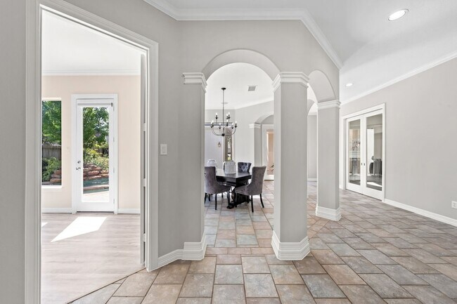 Building Photo - 70 Blooming Grove Ln