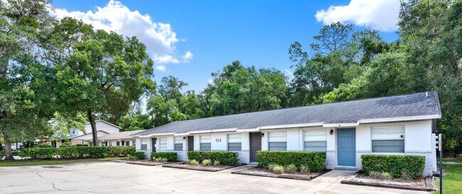 Primary Photo - ***Cozy 1 Bedroom Apartment in Orange City
