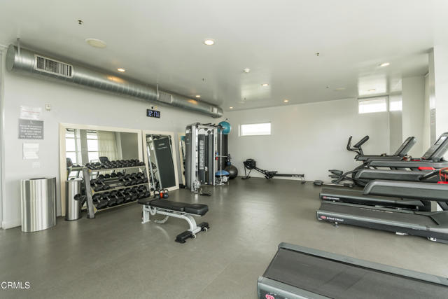 Building Photo - 510 S Hewitt St