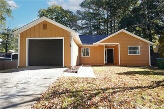 Building Photo - 2455 Landington Way NW