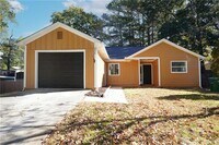 Building Photo - 2455 Landington Way NW