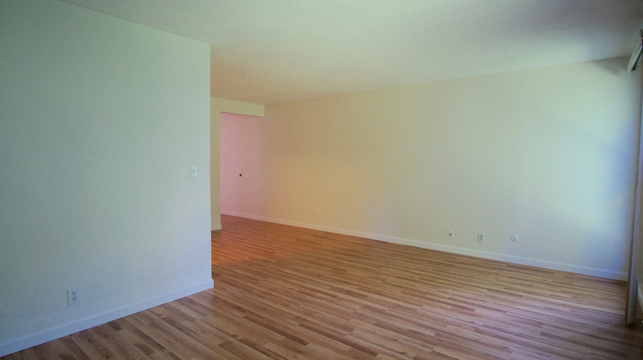 Building Photo - 274 S Main St