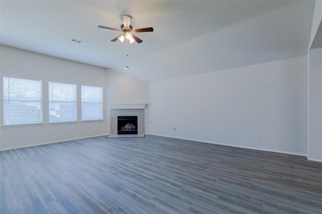 Building Photo - 10412 Colfax Dr