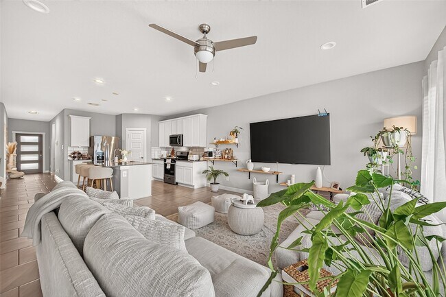 Building Photo - 7211 Colwyn Bay Trl
